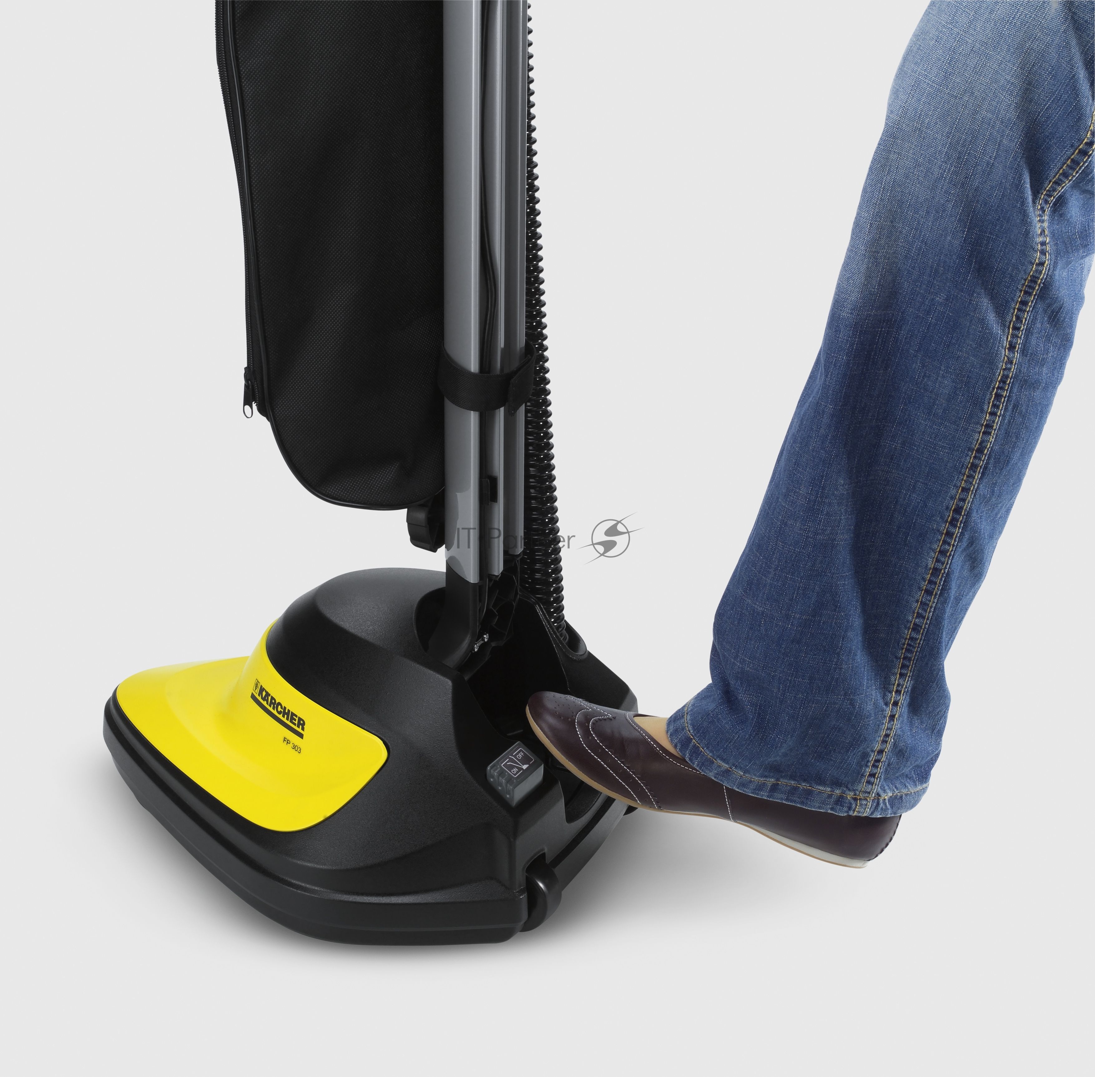 Поломойная машина Karcher FP 303