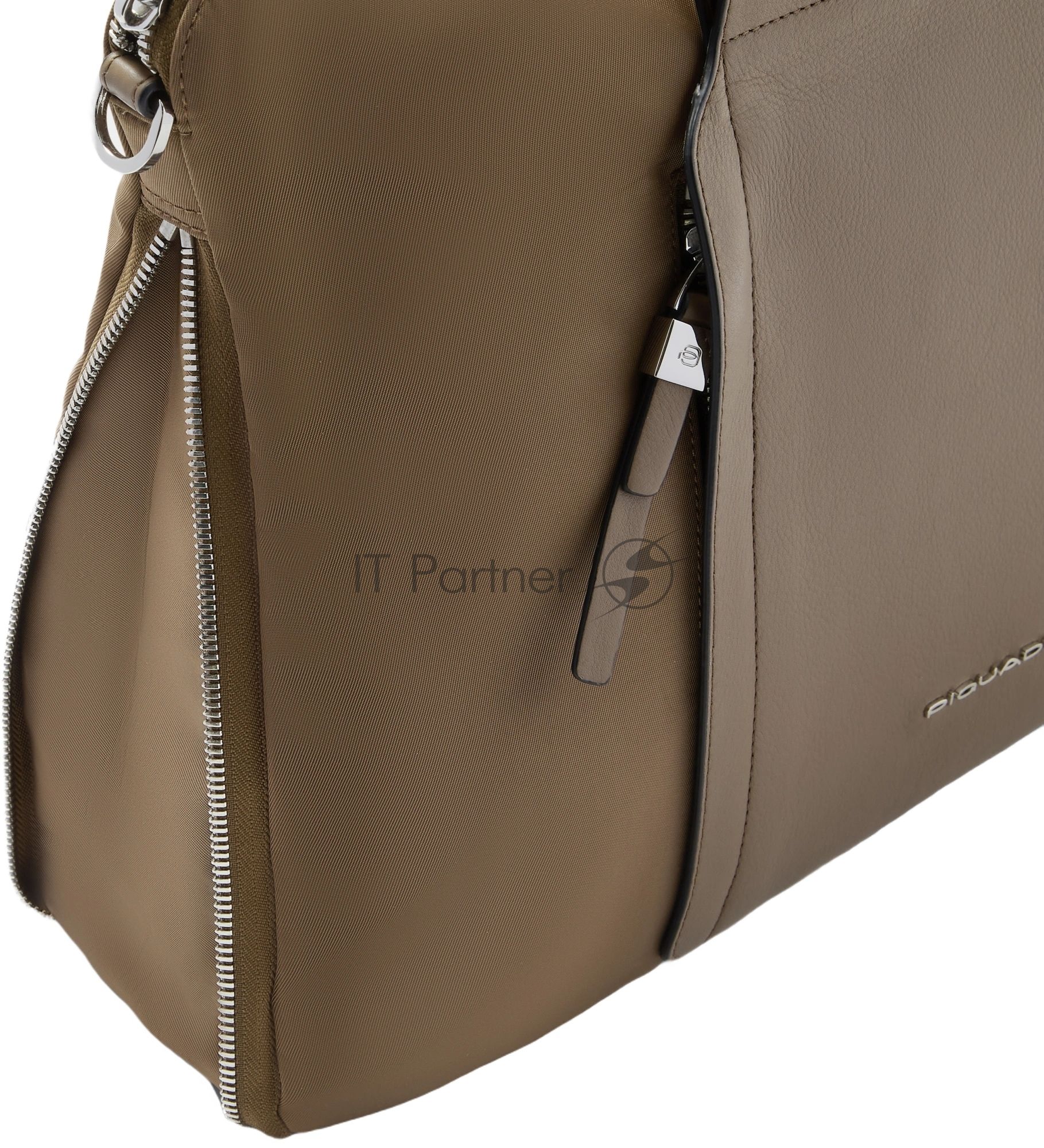 Деловая сумка Piquadro Lyra CA4021W92T/M с отделением для ноутбука 15.6" коричневая нейлон/натур.кожа