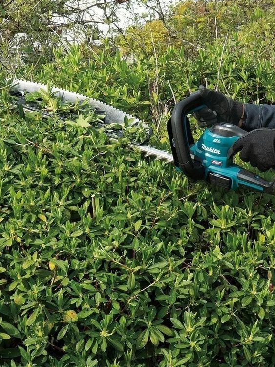 Кусторез Makita UH020GD101 аккум.