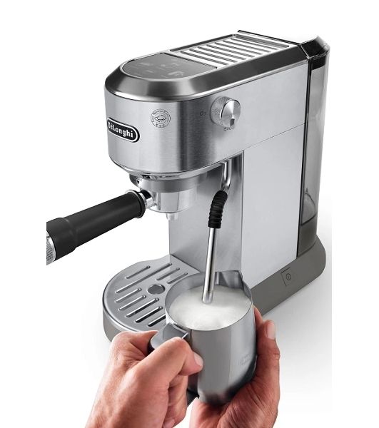 Кофеварка рожковая Delonghi EC890.M