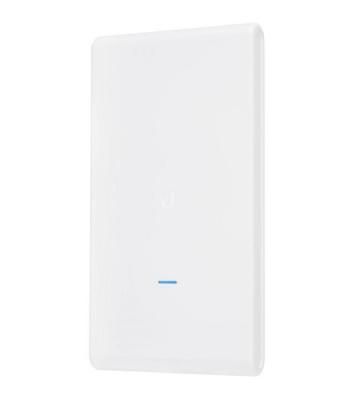 Точка доступа Ubiquiti UAP-AC-M-PRO Mesh-точка доступа 2.4+5 ГГц, 802.11ac/n/a/g/b, 2х 1G Ethernet, 802.3af