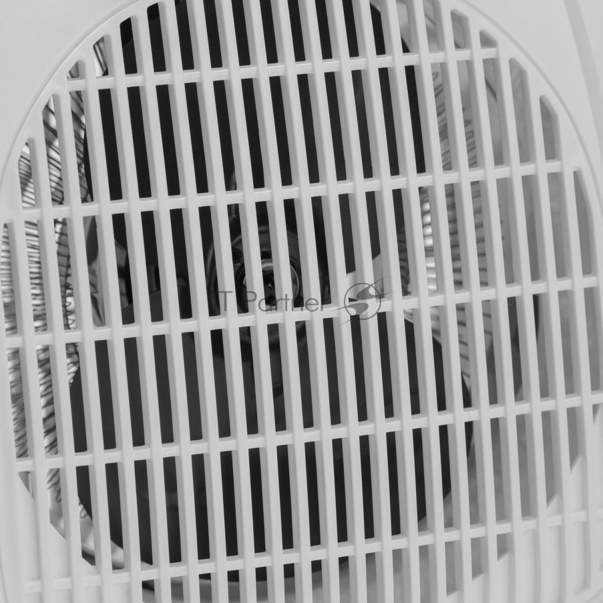 Тепловентилятор Maxwell MW-3458 (W), белый, 1000/2000 Вт, 20 м2, термостат