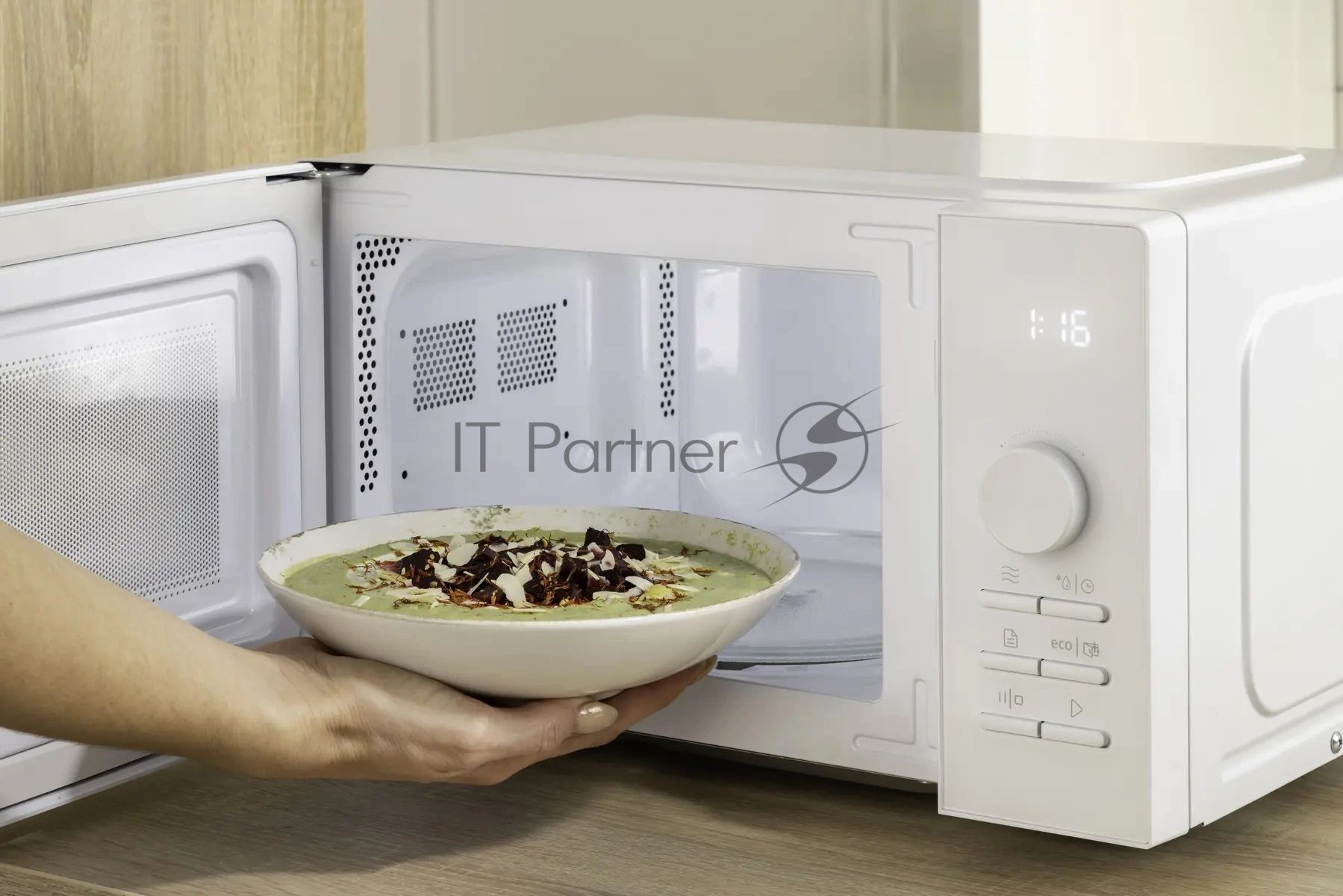 Микроволновая Печь Gorenje MO20A3W5 20л. 800Вт белый