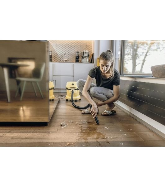 Строительный пылесос Karcher WD 2 Plus V-12/4/18 желтый, 1000 Вт, уборка сухая/сбор воды, пылесборник мешок/контейнер, 12 л